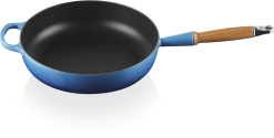 Le Creuset Sautépfanne Signature Aus Gusseisen Mit Holzgriff In Azure