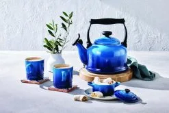 Le Creuset Becher 0,35 Liter In Azure 7 Le Creuset Becher 0,35 Liter In Azure -Geschirr boutique en ligne AZURE S 5587 copy