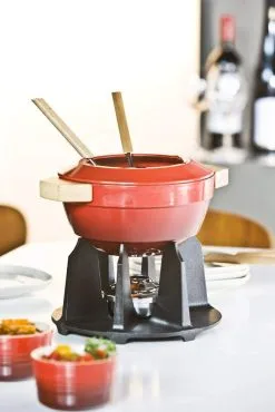 Le Creuset Fondue Set Aus Gusseisen In Kirschrot 5 Le Creuset Fondue Set Aus Gusseisen In Kirschrot -Geschirr boutique en ligne Gusseisen 34 klein l