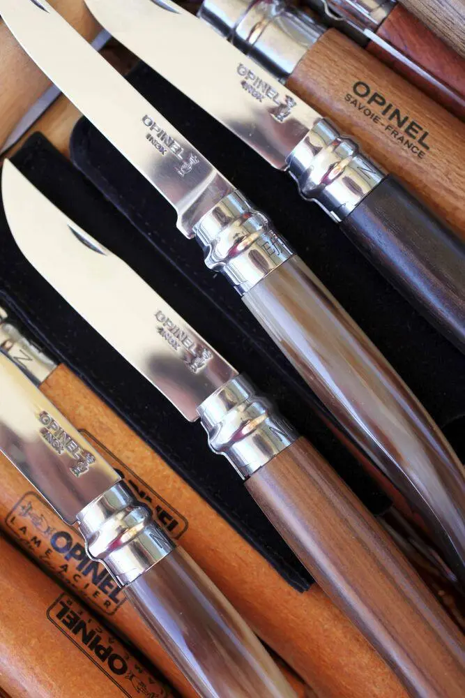 Opinel Messer Slim-Line, Größe 12, Rostfrei, Padouk-Holz 2 Opinel Messer Slim-Line, Größe 12, Rostfrei, Padouk-Holz – Bild 2
