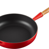 Le Creuset Sautépfanne Signature Aus Gusseisen Mit Holzgriff In Kirschrot